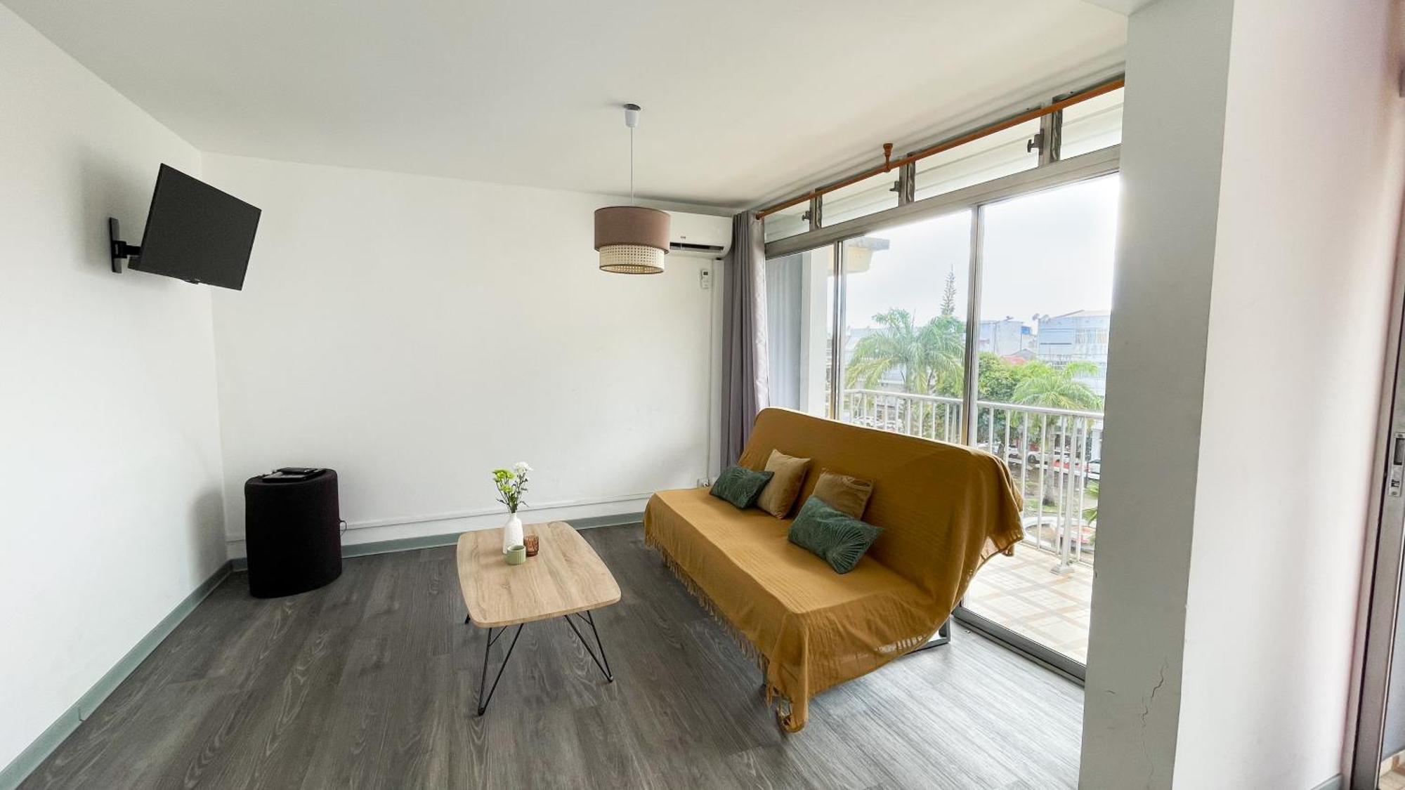 Grand Sejour Lumineux Avec Balcon & Vue Cathedrale Apartment Pointe-a-Pitre  Luaran gambar